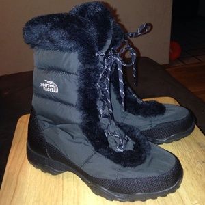 The North Face winter/snow boots
